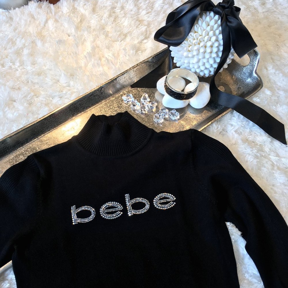 🖤 BEBE MOCK KNIT